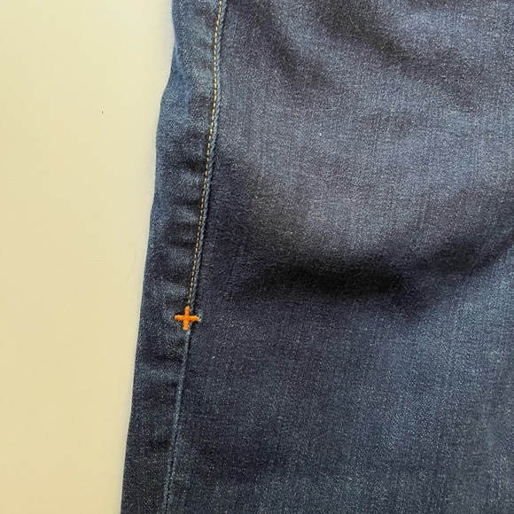 Imogene + Willie Jeans Lucy - Picture 2 of 9